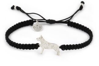 Armband mit Amstaff Hund aus Silber an schwarzem Makramee