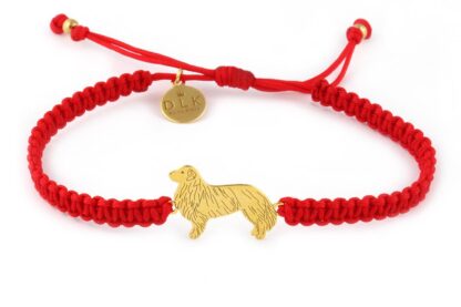 Armband mit Berner Sennenhund aus vergoldetem Silber an rotem Makramee