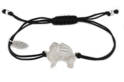 Armband mit Zwergspitz Hund aus Silber an schwarzer Schnur